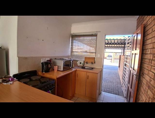2 BEDROOM SECTIONAL TITLE FOR SALE IN FINSBURY